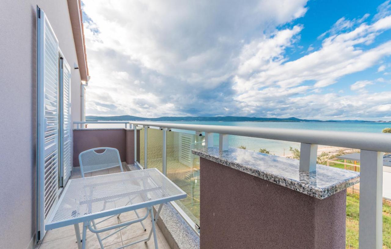 Apartments Villa Marija II Биоград на Мору Екстериор снимка